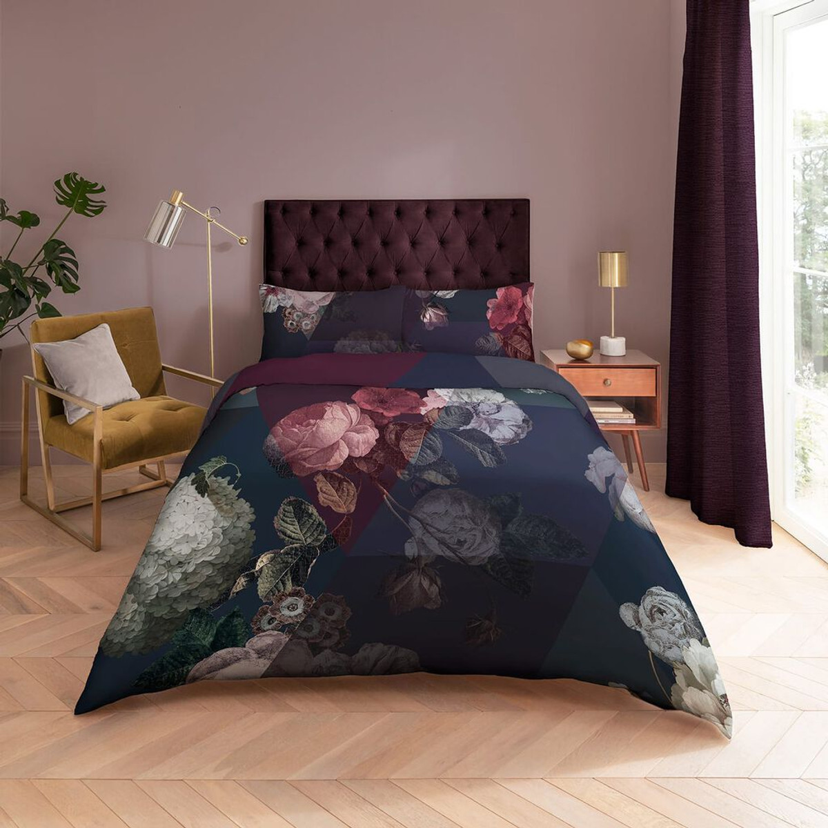 Timepiece Amethyst Duvet Cover Set