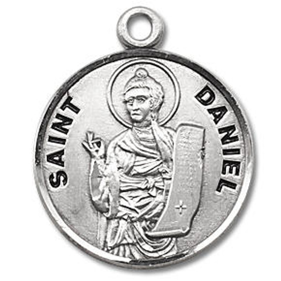 St Daniel Medal - Sterling Silver - On 20 Stainless ChainchBx - Sterling Silver 7/8 x 3/4 Round Pendant