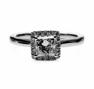 0.72ct Princess cut Halo Engagement 0.72ct Princess cut Halo Engagement