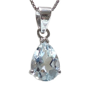 8x6 pear Aquamarine Pendant