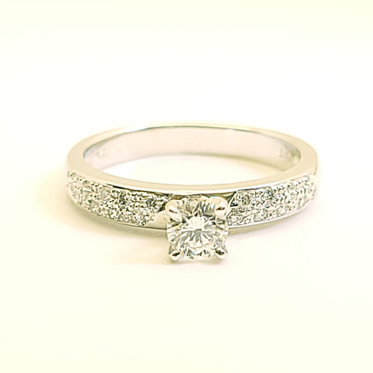 0.30ct centre Engagement Ring