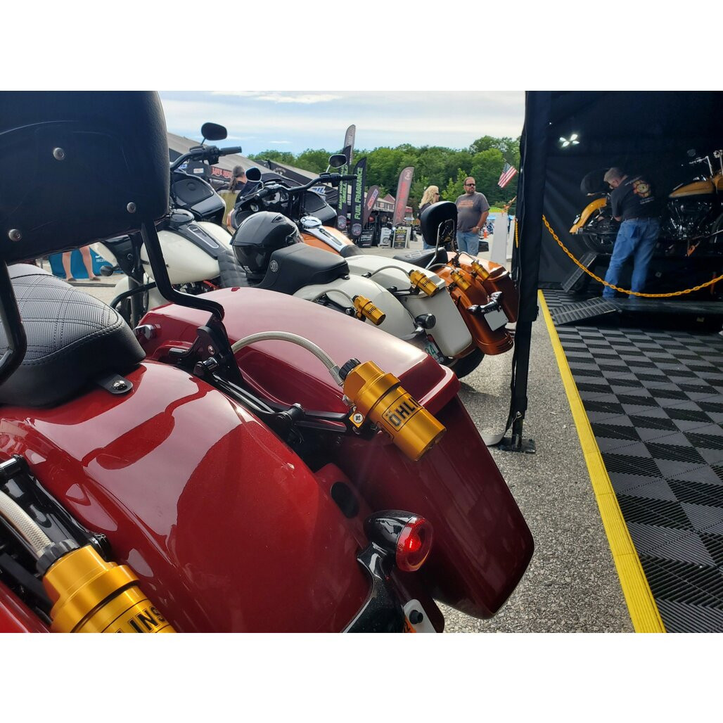 Ohlins Shock STX 36 Twin HarleyDavidson FL Touring S36HR1C1L HD 044