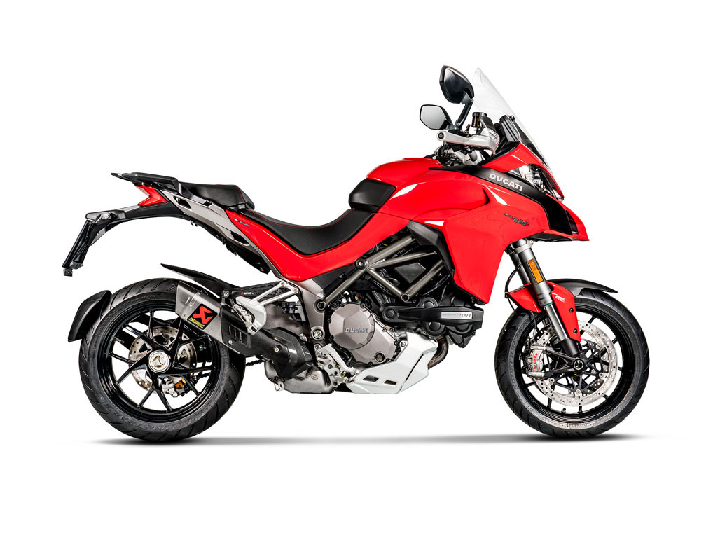 Akrapovic GP Slip-On Exhaust BMW S1000R / S1000RR Titanium S