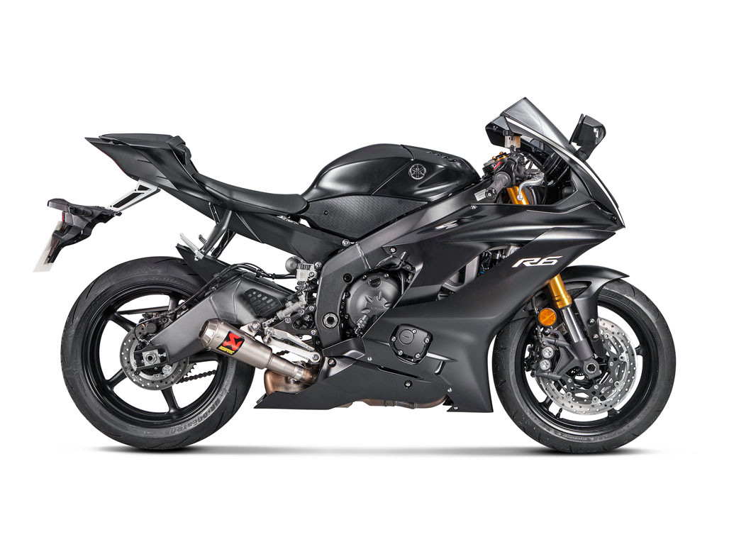 Akrapovic GP Slip-On Exhaust Yamaha R6 Titanium S-Y6SO10-AHBT