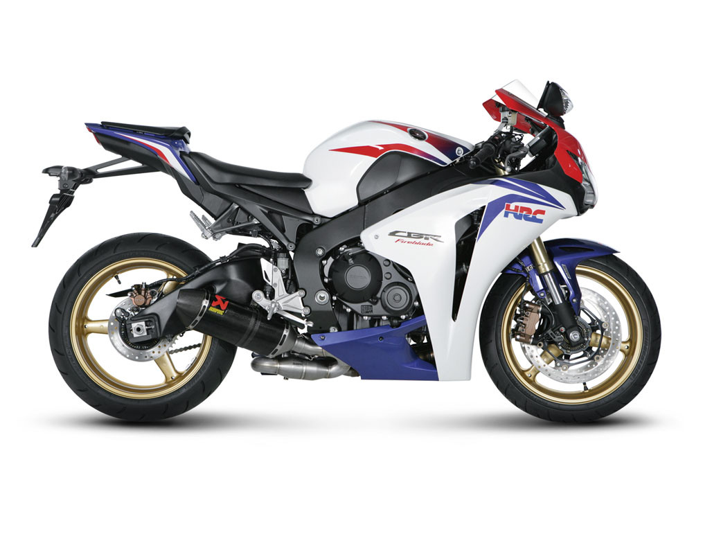 Akrapovic Slip-On Exhaust Honda CBR1000RR Carbon Fiber S-H10SO6T-TC