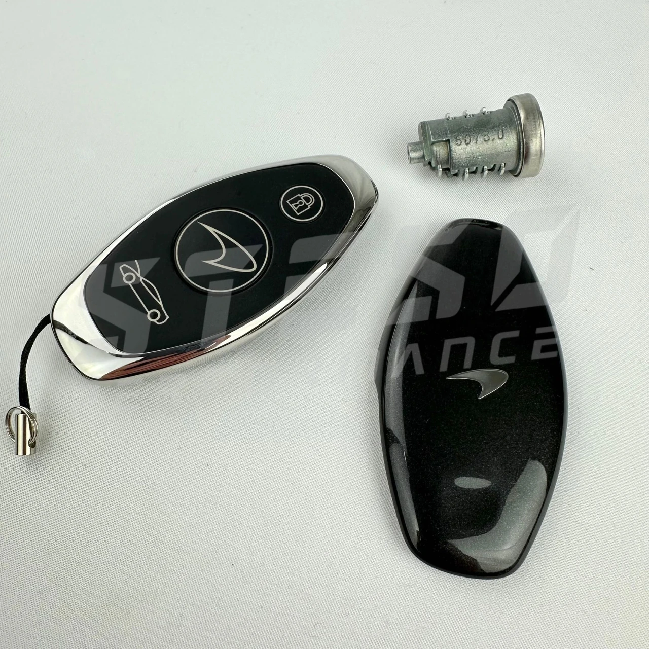 Genuine McLaren Key Fob – Complete Set 14MA839CP
