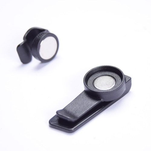 CLIP MAGNETIQUE POUR TUYAU