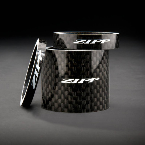 Entretoises de Direction Pour pivot 1-1/8” - Carbone UD/Incl.2x4mm, 1x8mm, 1x12mm, & 1x30mm - Gloss Carbon + White Logo ZIPP Entretoises de Direction Pour pivot 1-1/8” - Carbone UD/Incl.2x4mm, 1x8mm, 1x12mm, & 1x30mm - Gloss Carbon + White Logo ZIPP
