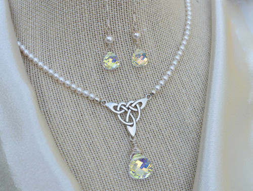 Queen Ciara Festoon Pendant Necklace Set with Golden Shimmer European Crystal Briolette