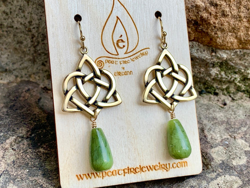 NEW Sister Knot Eternal Heart Yellow Bronze Earrings with Teardrop Connemara Marble NEW Sister Knot Eternal Heart Yellow Bronze Earrings with Teardrop Connemara Marble