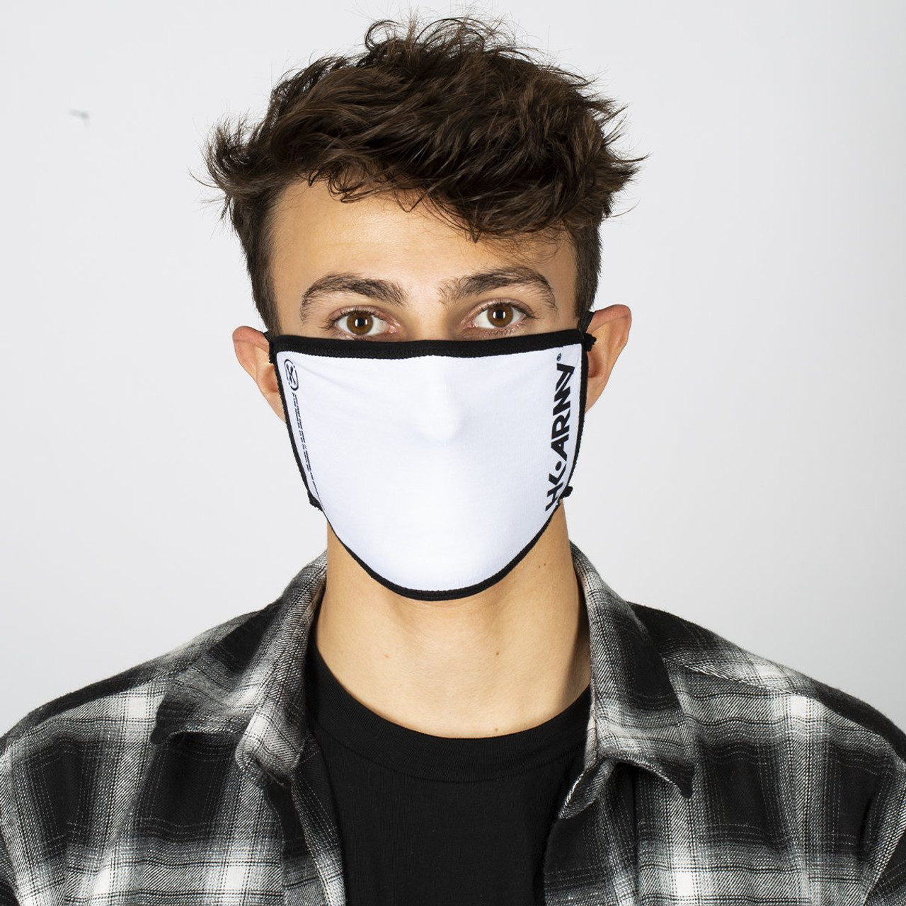 HK - Facemask - Essentials White/Black