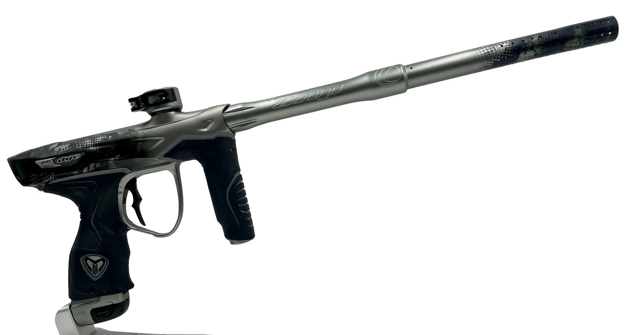 Dye - M3+ - Blackout