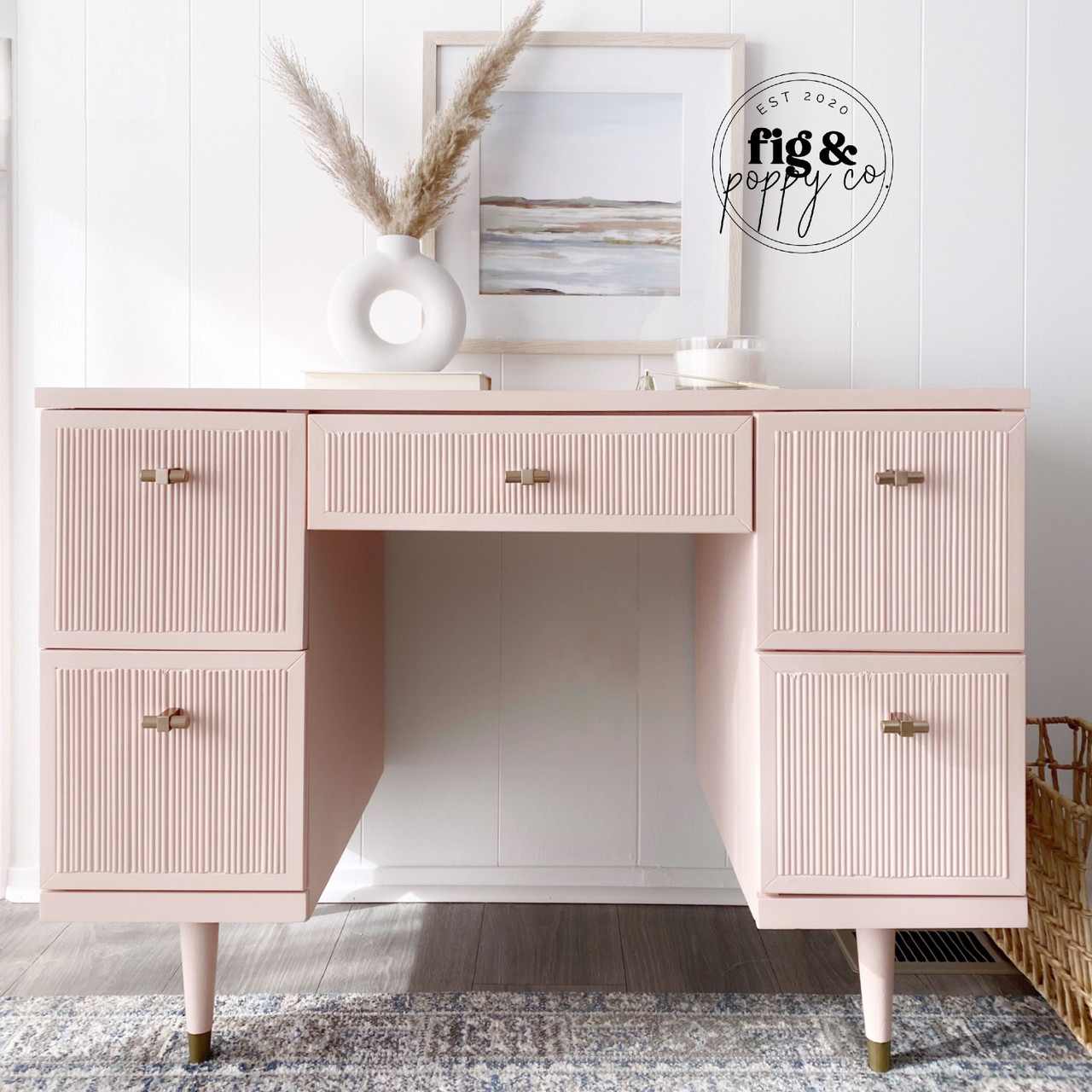 Country Chic Paint on X: Who else here loves this #muted #taupe #brown  color?!? Found: Vintage Market chose this color called #Driftwood to make  over this matching set of #endtables. COMMENT BELOW