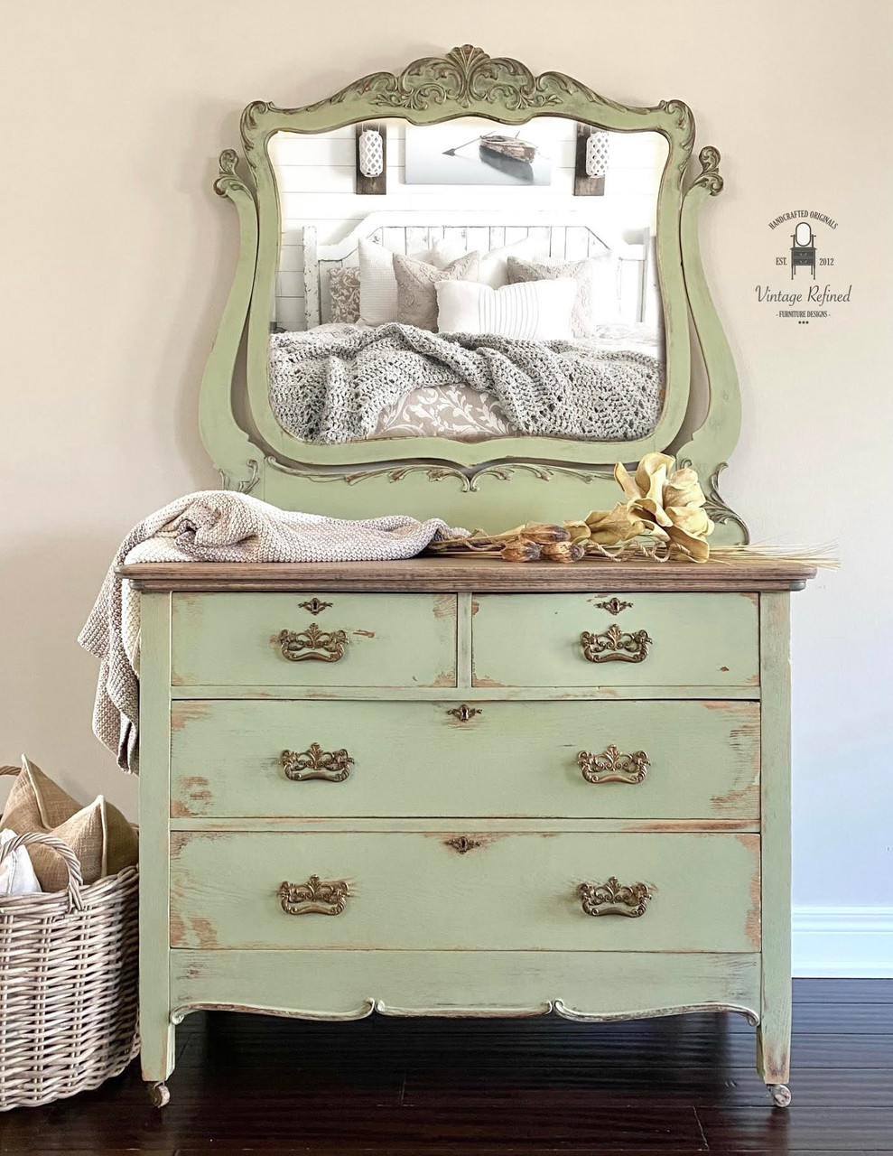 Sage Advice - Chalk Style Paint for Furniture, Home Decor, DIY, Cabinets, Crafts - Eco-Friendly All-In-One Paint