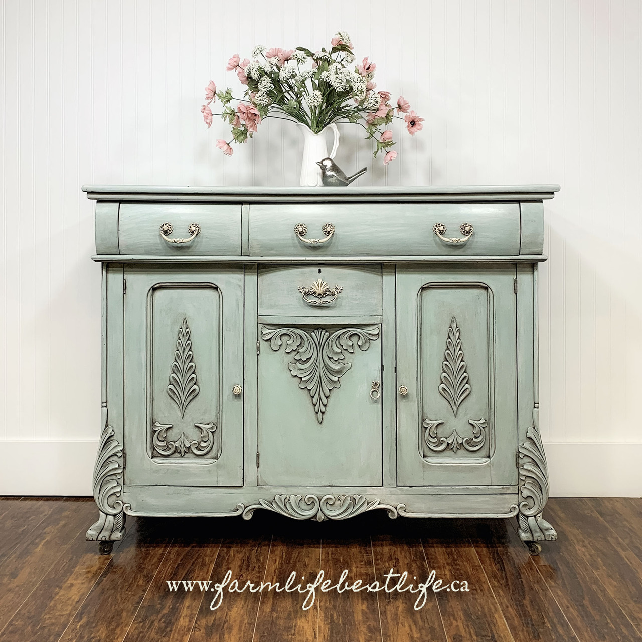 Best Green Chalk Paint for Furniture