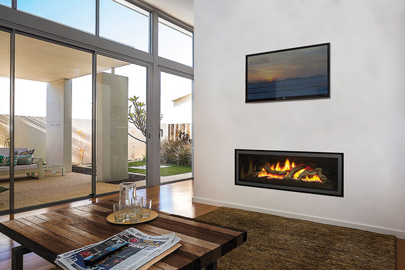 U1500E gas fireplace in living room