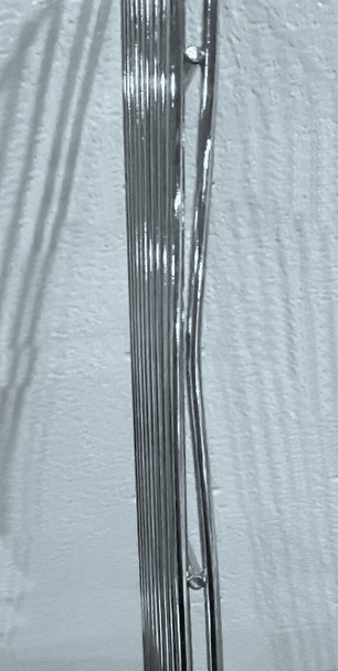 side view of rack with dent
