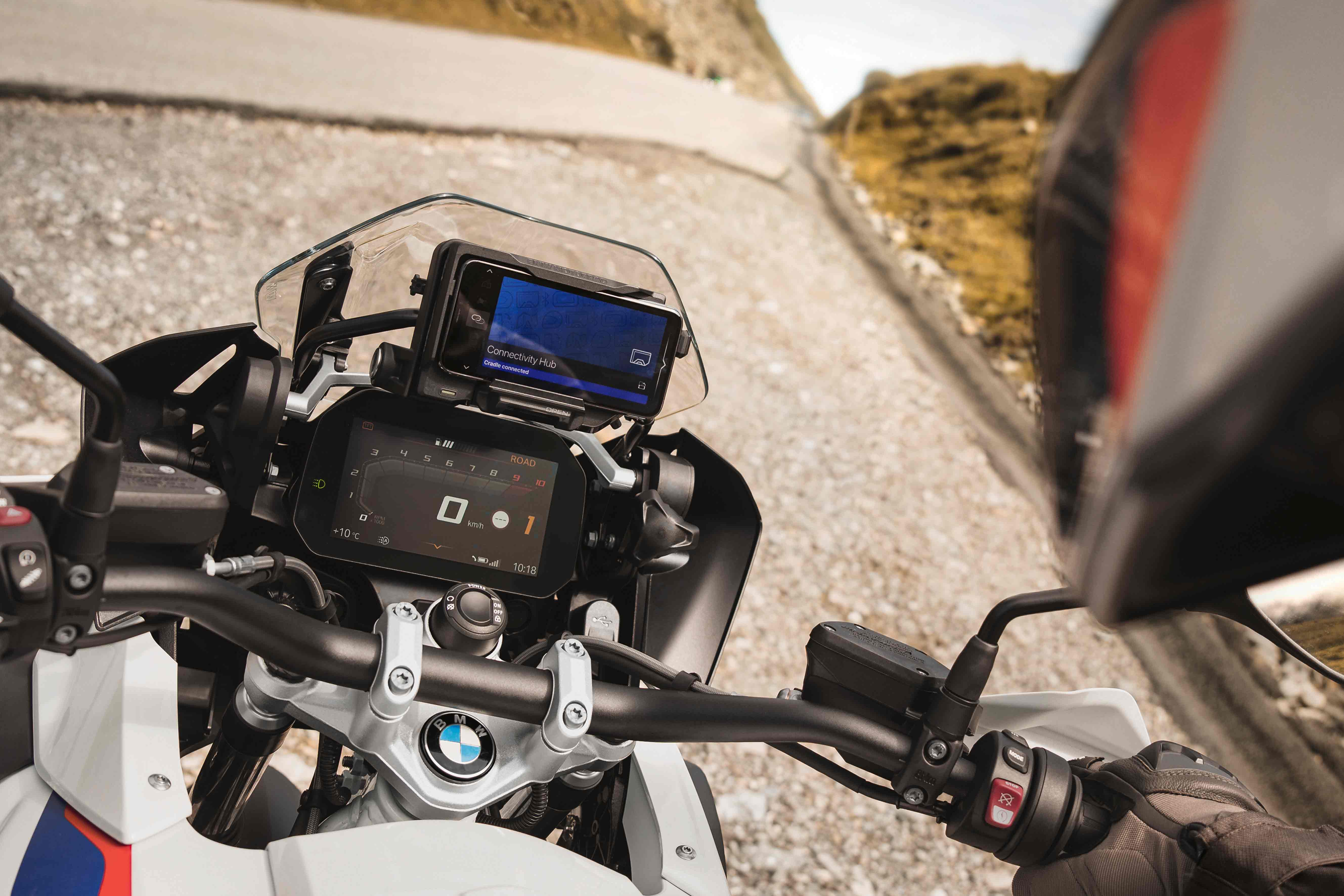 De BMW Motorrad ConnectedRide Cradle alles wat je moet weten Motorplaza