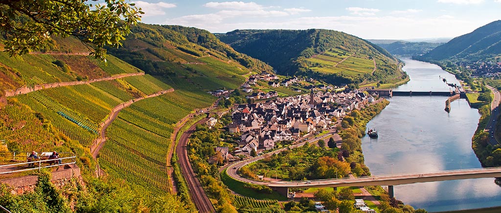 motorreizen-eifel-header.jpg motorreizen-eifel-header.jpg