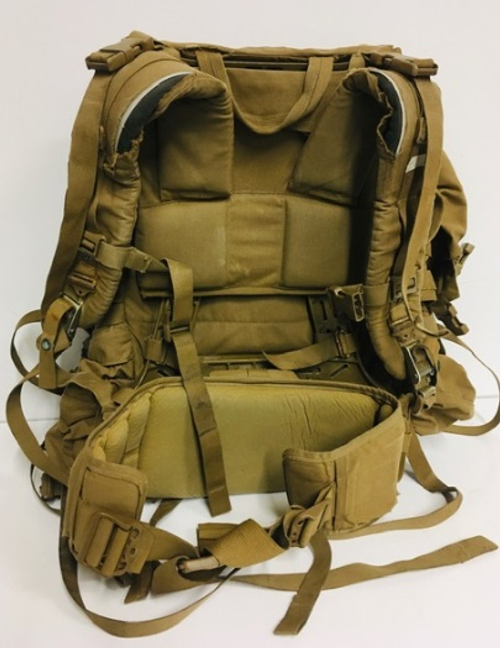Surplus USMC FILBE Large Molle Rucksack - Coyote (Worn Condition) Surplus USMC FILBE Large Molle Rucksack - Coyote (Worn Condition)