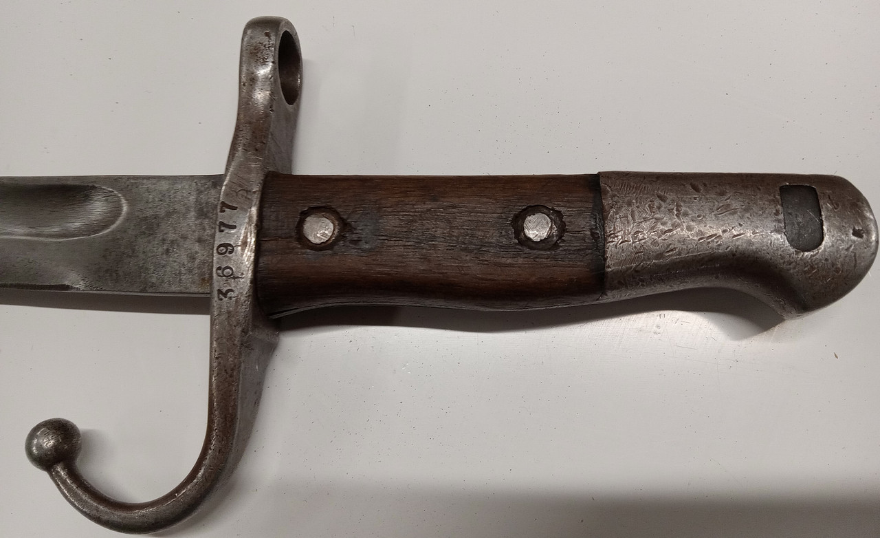 694 Bayonet 