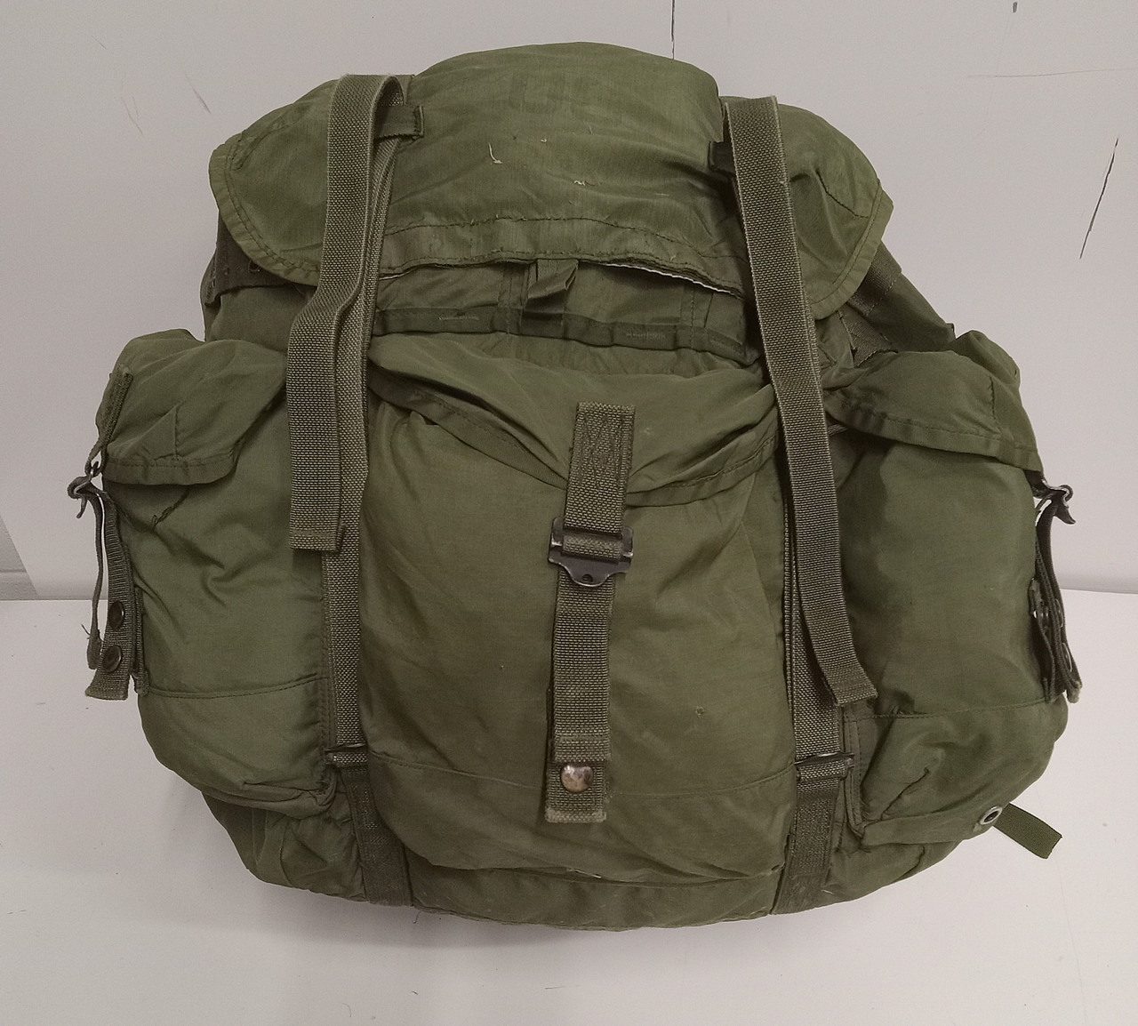 Alice Large Pack US Army Surplus Vintage Military With New Frame