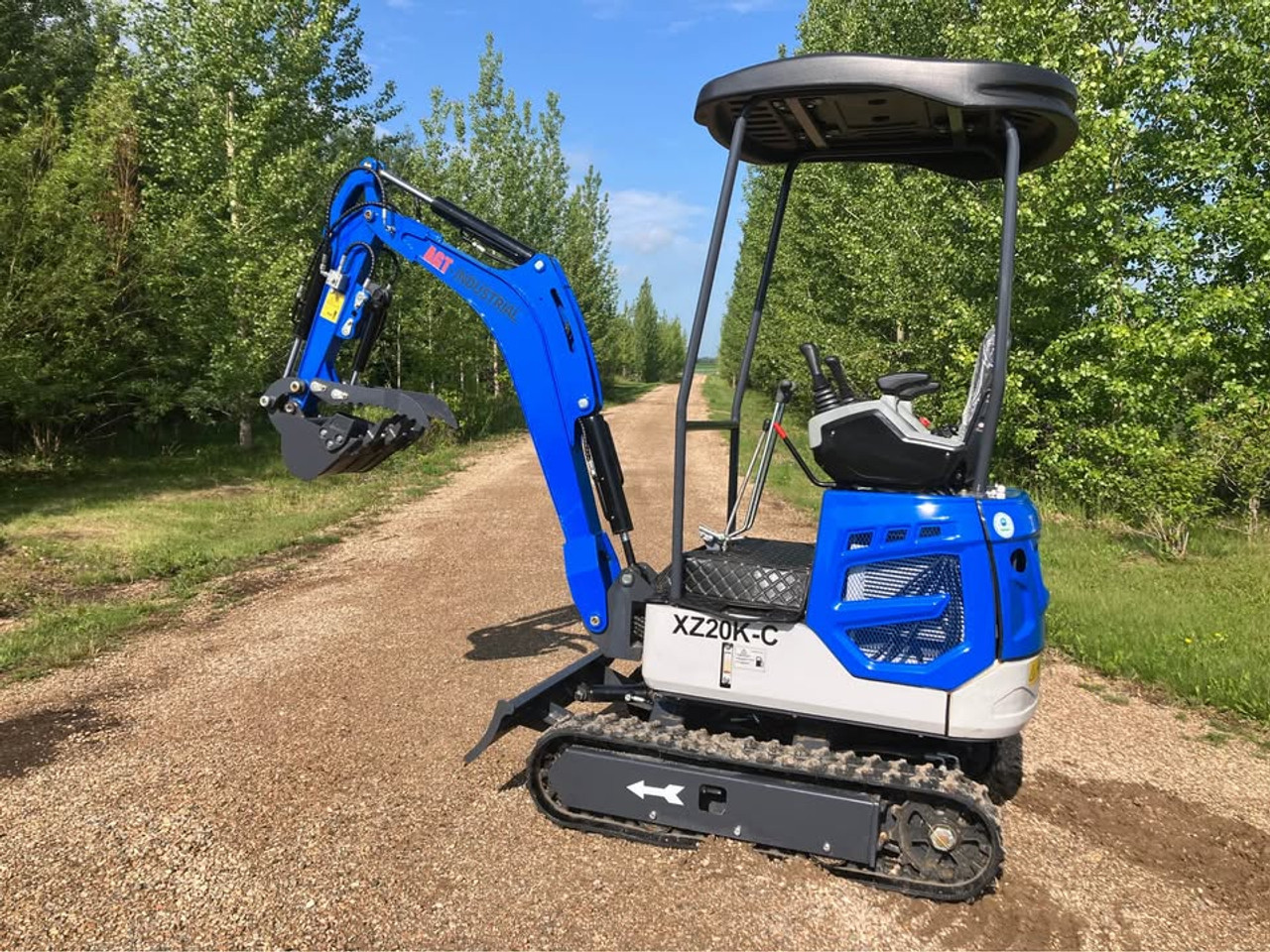 2025 NEW XZ20K-C Mini Excavator