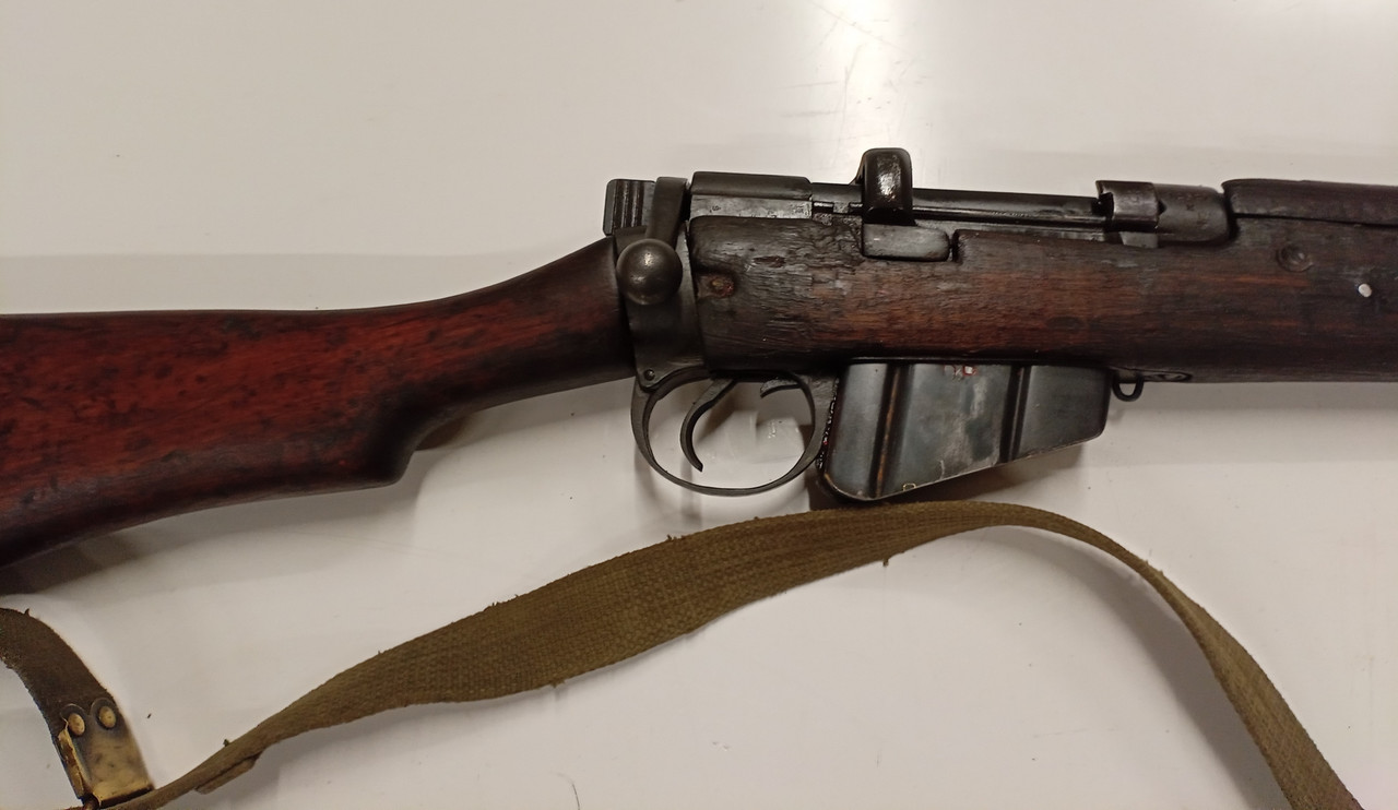 Lee Enfield  SHTLE Dated 1944  N01 MK3   - 303   British  With Bayonet