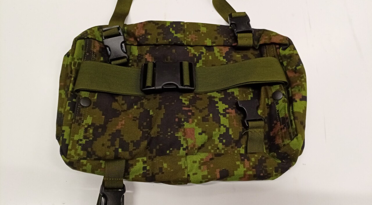 Genuine Canadian Forces CTS Large Complete Rucksack With Accessories 