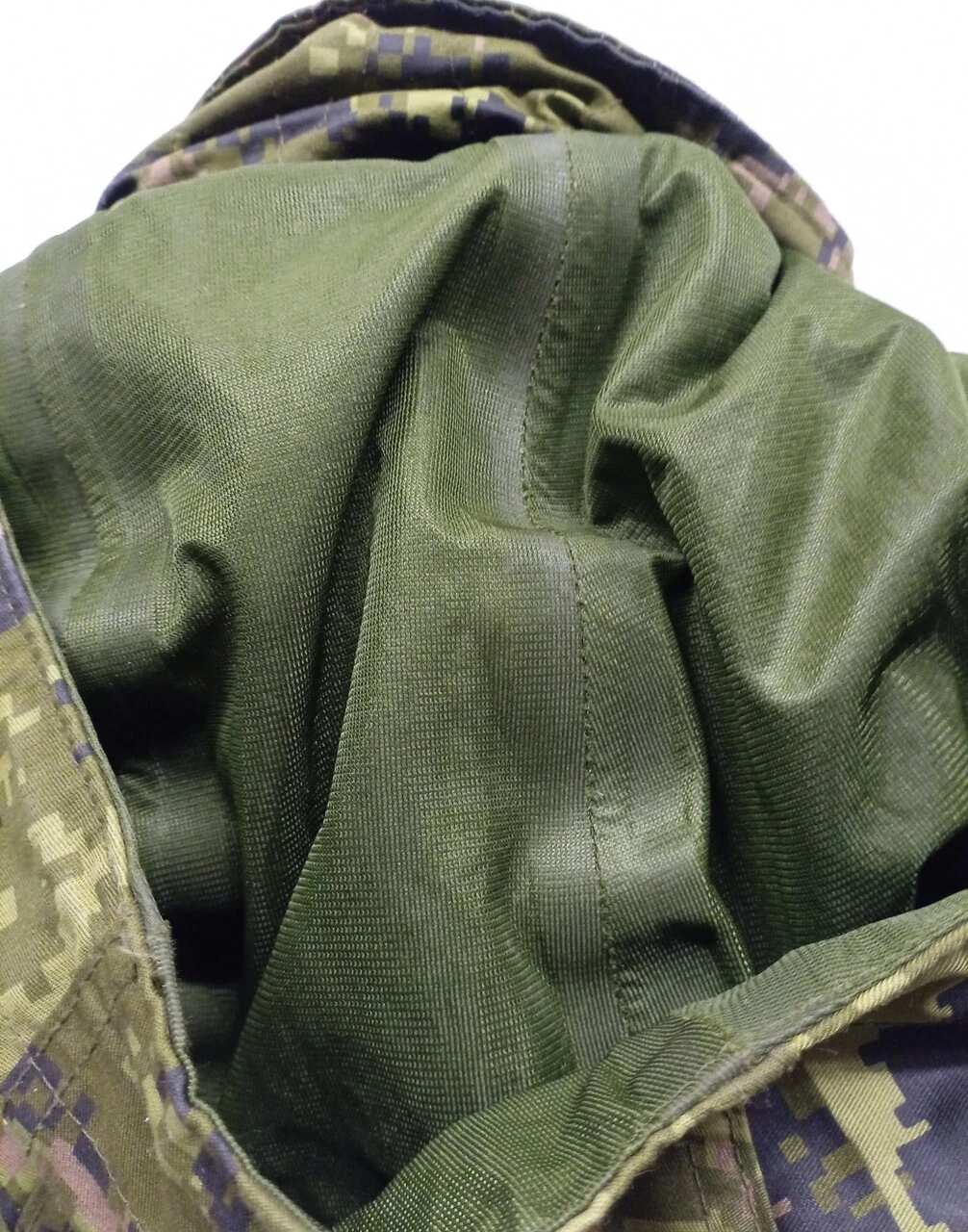 Genuine Canadian Forces Gortex Combat Jacket Size 7036
