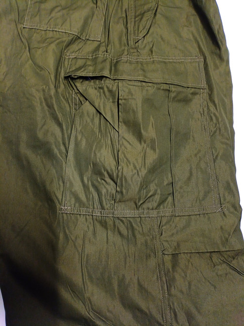 Vintage New Unissued OD Green GI Wind Pants Med Reg With Liner Vintage New Unissued OD Green GI Wind Pants Med Reg With Liner