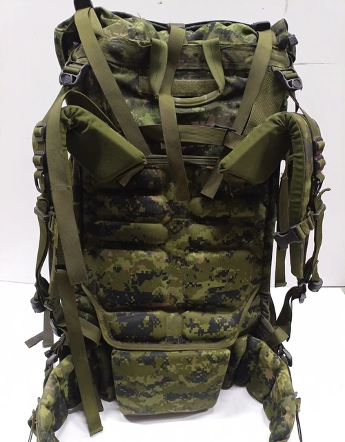 Genuine Canadian Forces CTS Large Complete Rucksack With Accessories 