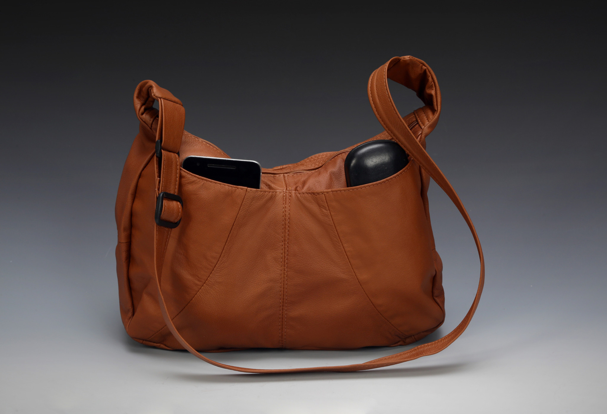 leather hobo bag with outside pockets