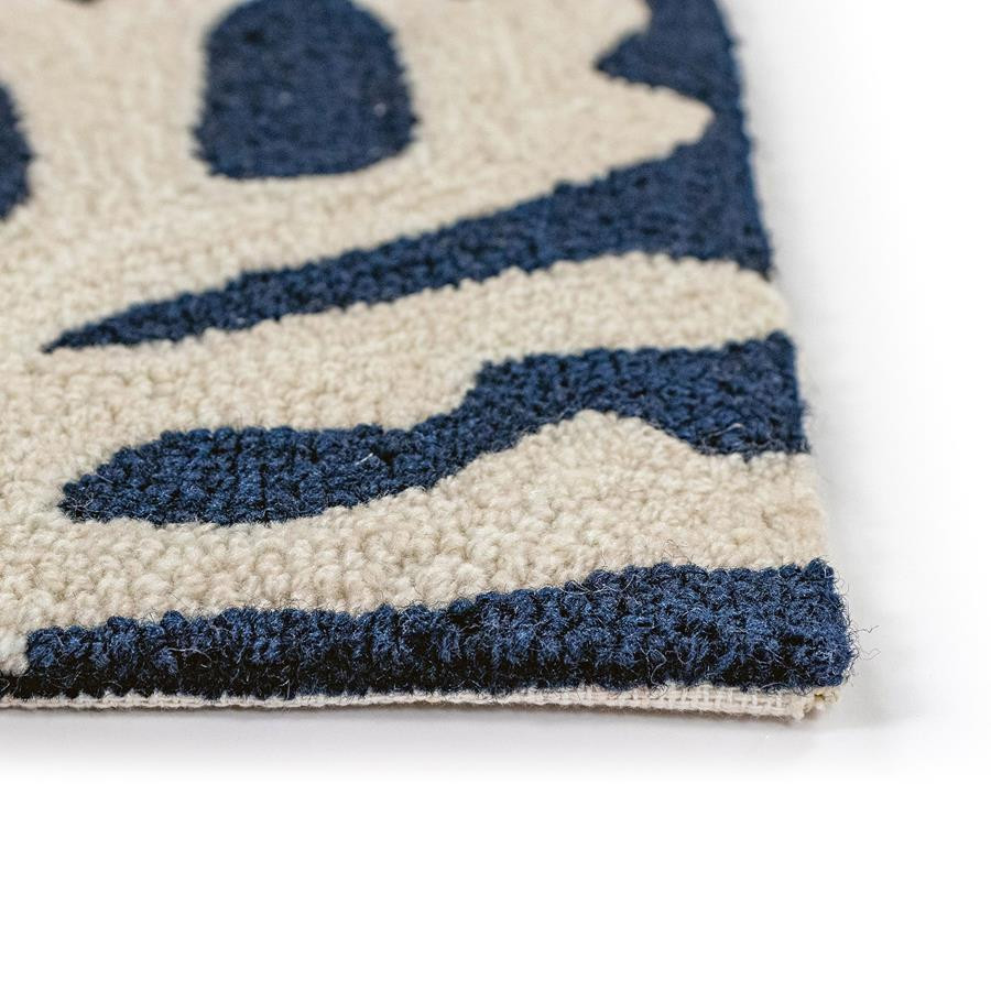 Liora Manne Capri 1620/33 Coral Border Blue Area Rug