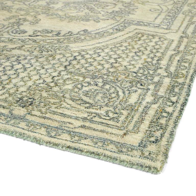 Kaleen Effete EFE99-01 Ivory Area Rug Corner