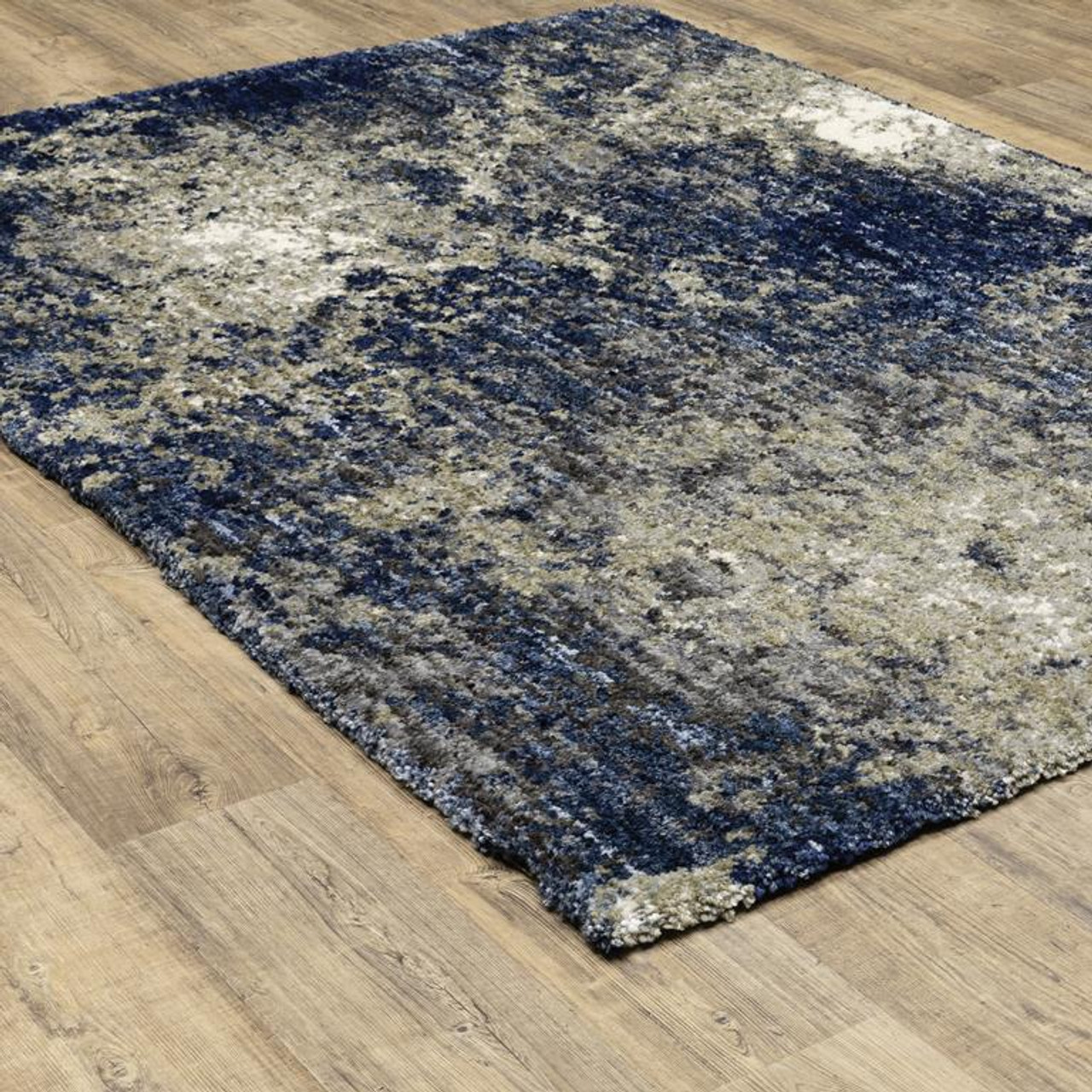 Oriental Weavers Aspen 2060L Area Rug on Angle