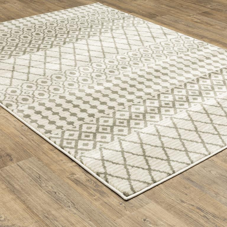 Oriental Weavers 717B Area Rug