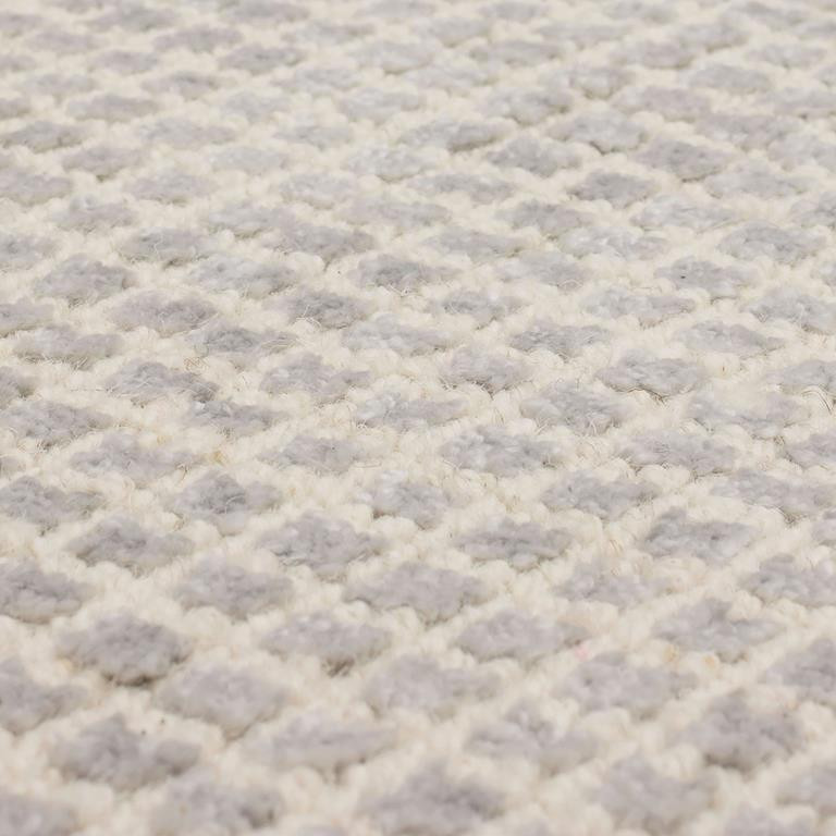Karastan Labyrinth RG179-512 Meander Silver Birch Area Rug Detail