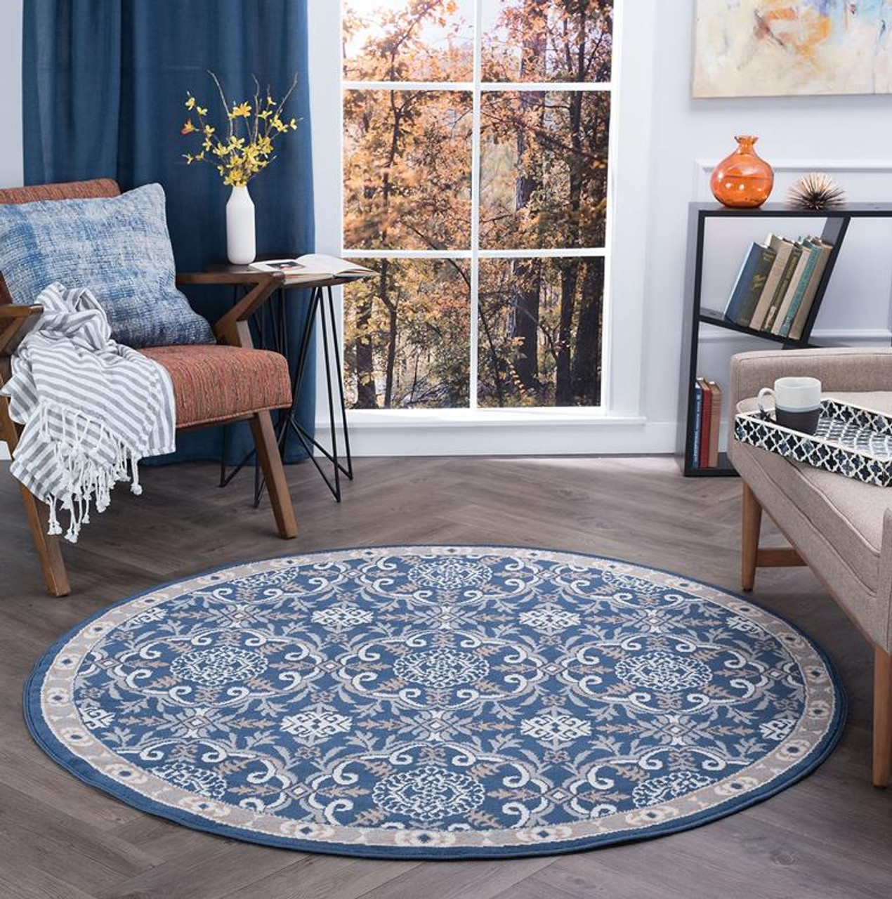 Tayse Hampton Izel HMP3807 Navy Round Area Rug Room Scene