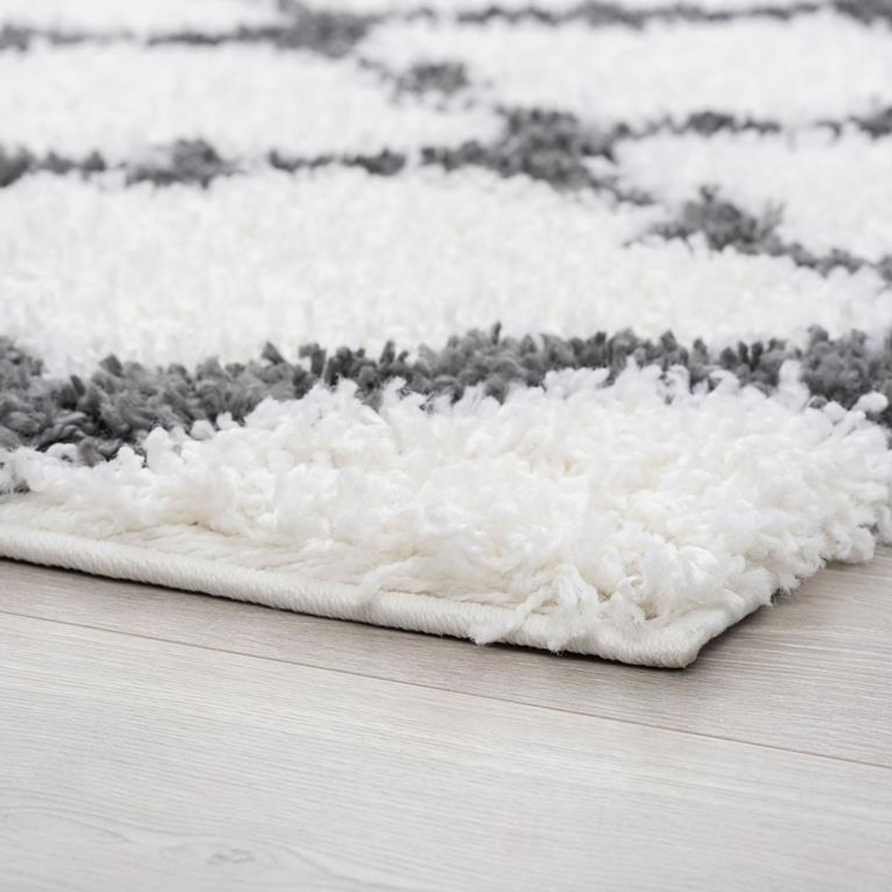 Tayse Jersey Shag Jeni JRS1300 White Area Rug Corner