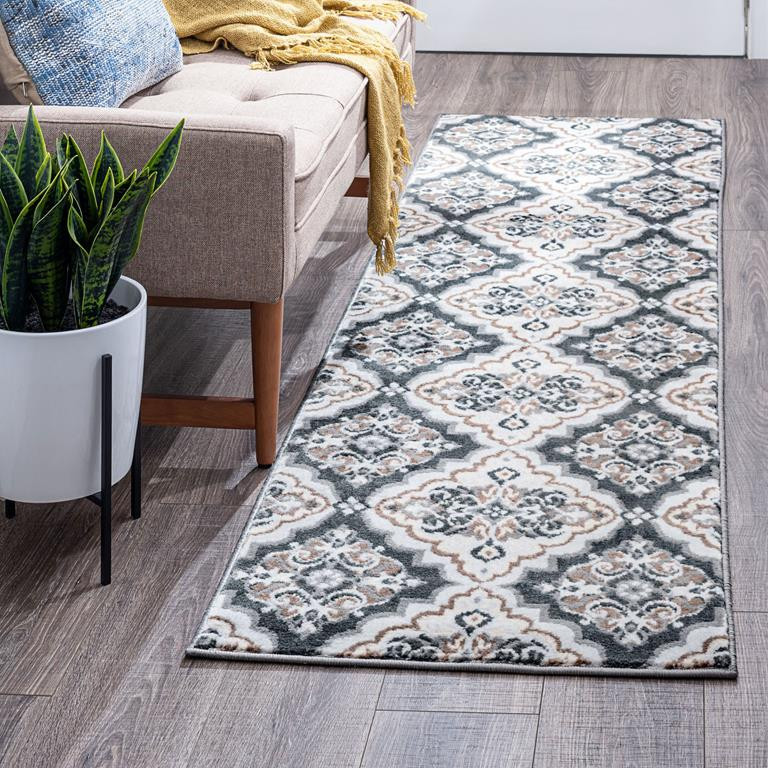Tayse Madison Peoria MDN4109 Gray Runner Area Rug Room Scene