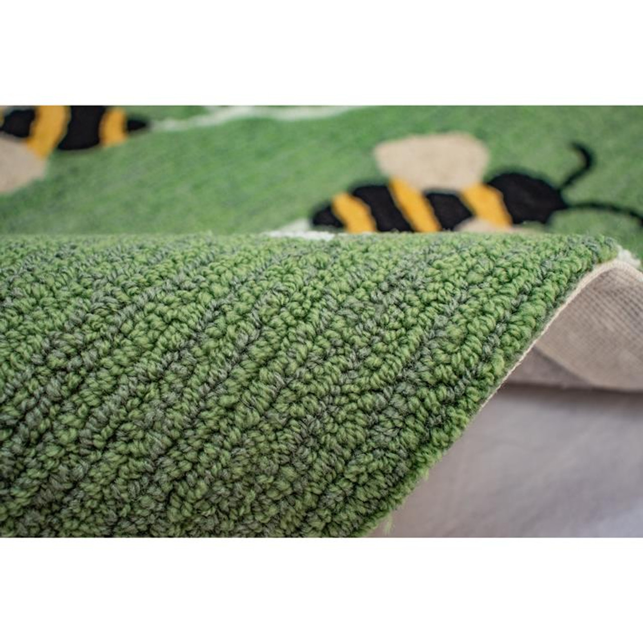 Liora Manne Frontporch 4437-06 Buzzy Bees Green Area Rug Texture
