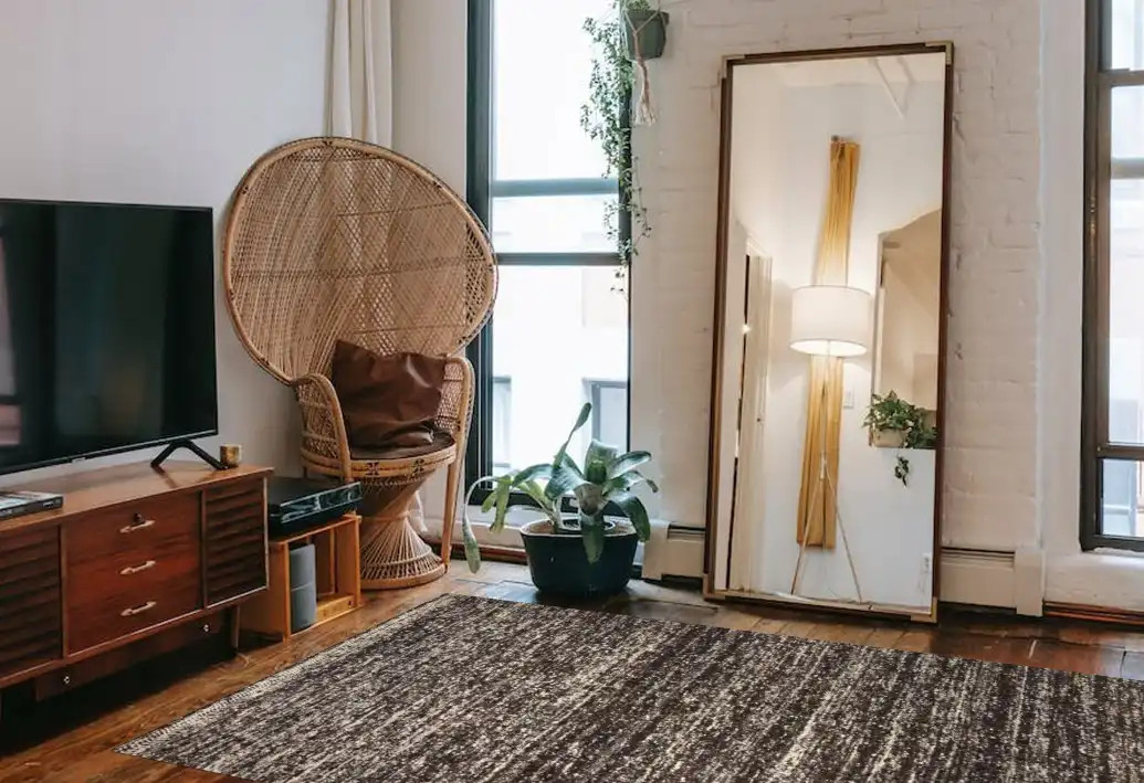 Loloi Reyla RLA-01 Mocha Ivory Area Rug Room Scene