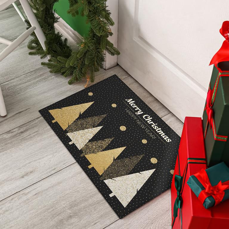 Dalyn Wonderland WN11 Black Polka Dot Christmas Trees 2x3 Scatter Rug Room Scene