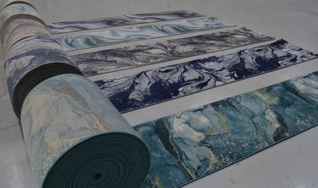 Nubrisa Illusions Hall and Stair Runner Group on Floor