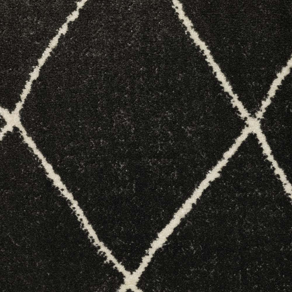 Oriental Weavers Raylan RAY12 Black Ivory Area Rug Zoom