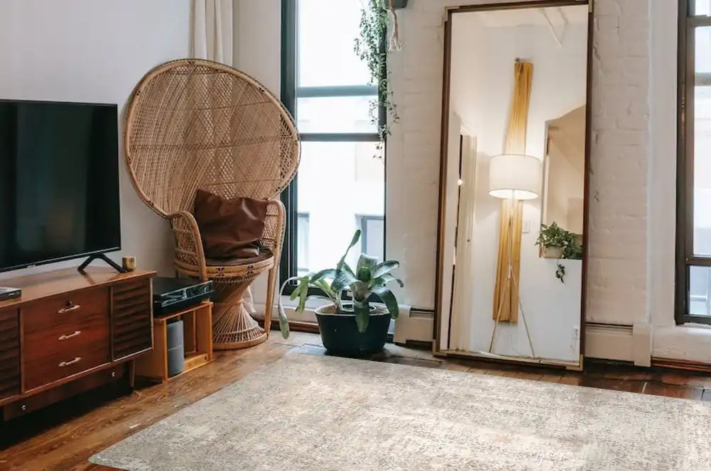 Loloi Sienne SIE-01 Ivory/Pebble Area Rug Room Scene