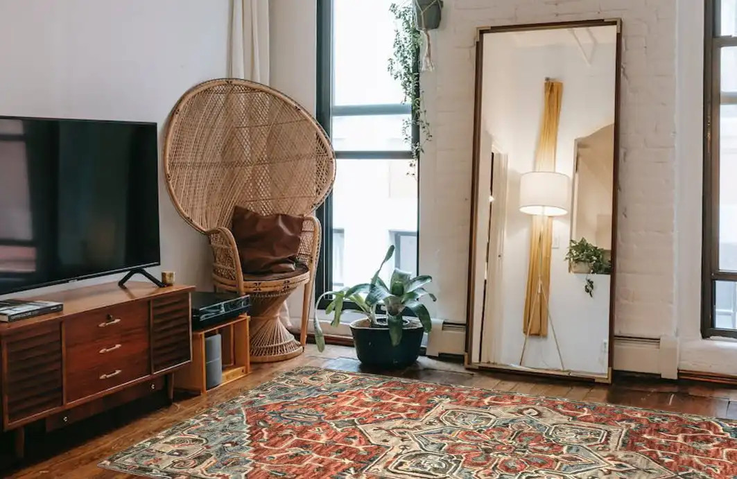 Loloi Victoria VK-15 Red/Multi Area Rug - Carpet & Tile Mart