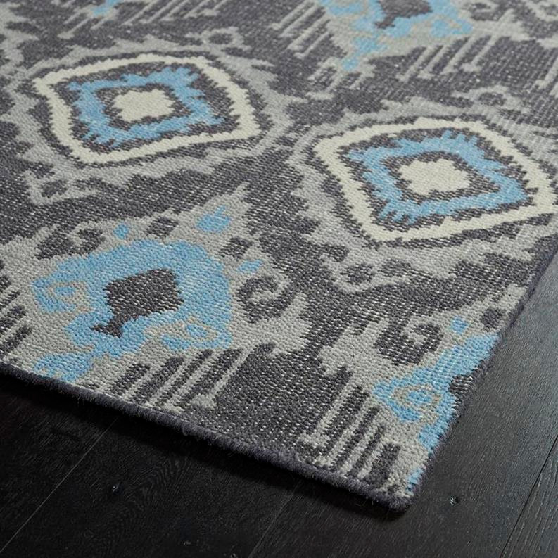 Kaleen Relic RLC06-38 Charcoal Area Rug Corner