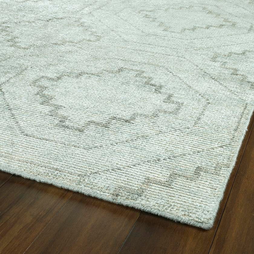 Kaleen Solitaire SOL13-34 Glacier Area Rug Corner